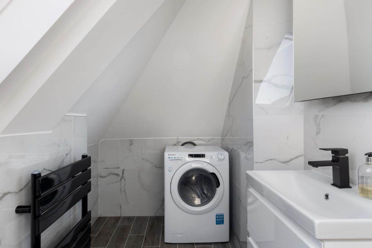 Flat 5 - Star London Vivian Lane 2-Bed Residence The Hyde Esterno foto